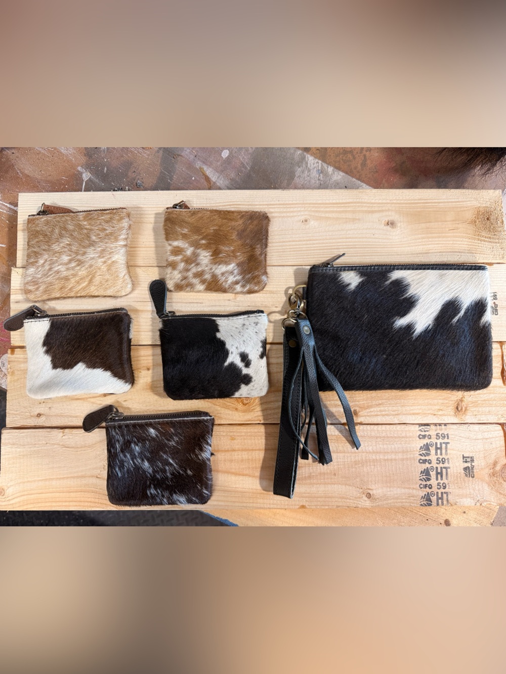 SET of 6 (5 zip pouch approx 3”x4”, and 1 White & black 5”x8”)